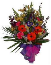 Ankara Ayaş çiçek gönder firması şahane ürünümüz anneye sevgiliye Karışık kır çiçekleri buketi